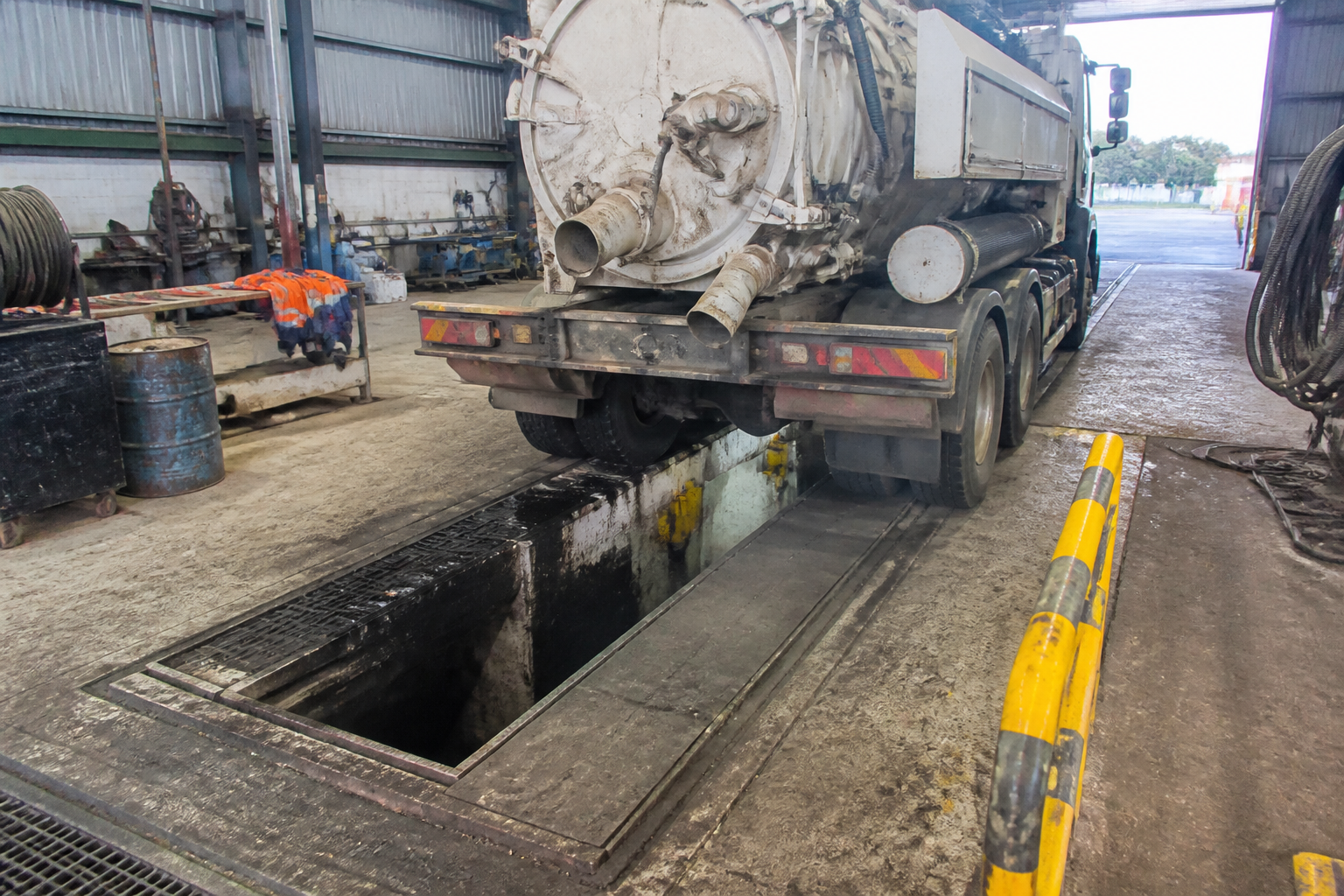 What is a Confined Space? Everything You Need to Know